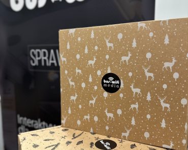 Radosnych Świąt i pomyślności w 2025!