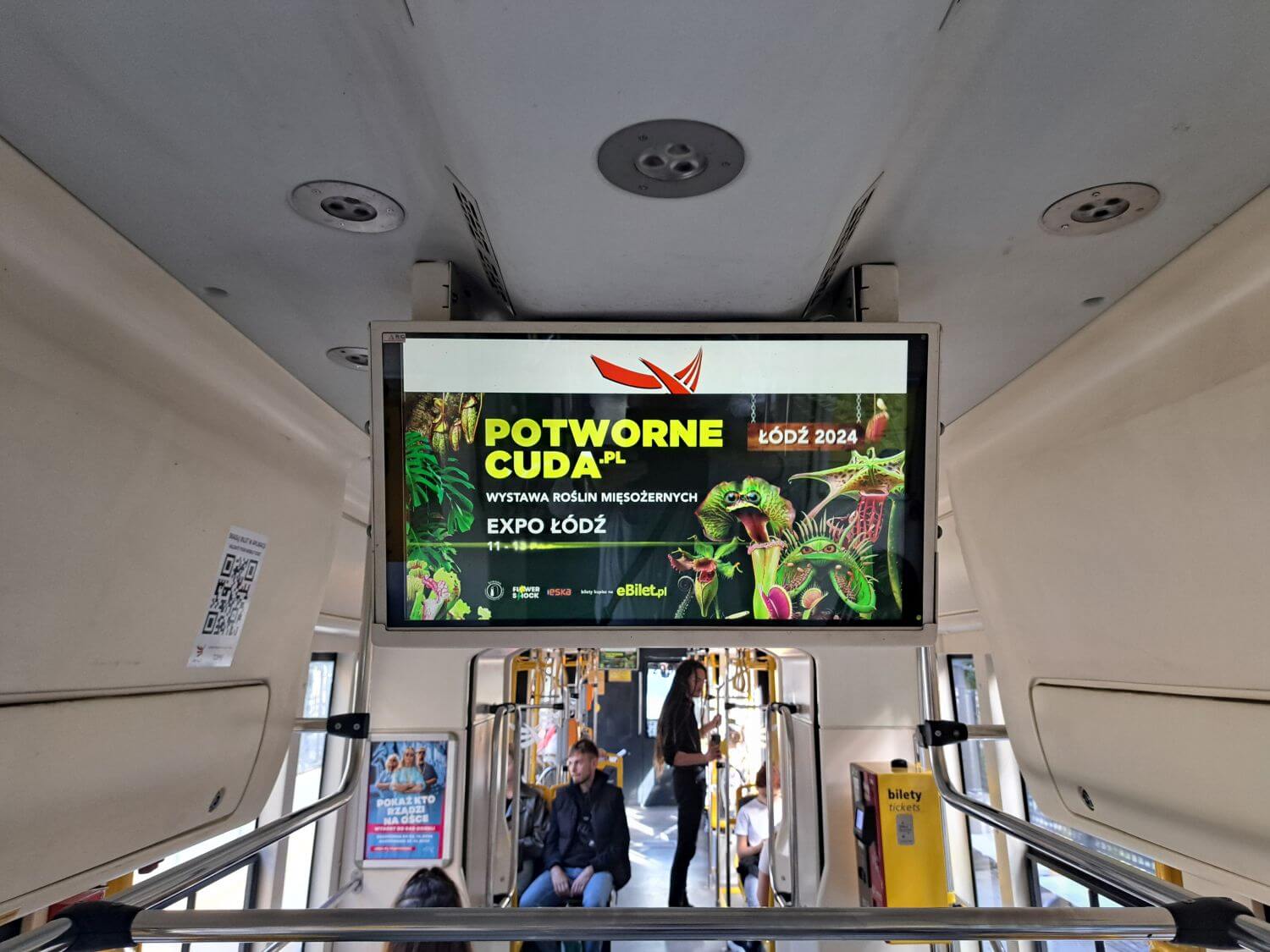 Bus WiFi Media \ Podróż do pracy, szkoły...