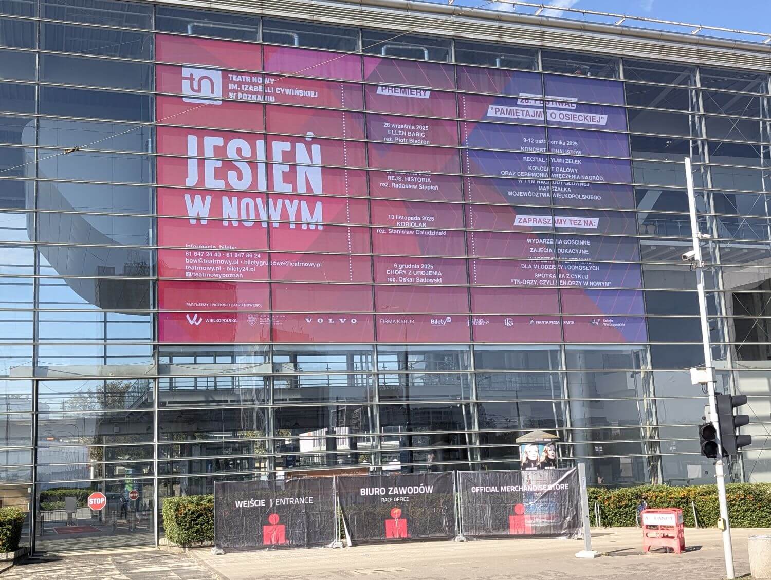 Bus WiFi Media | Centrum miasta...