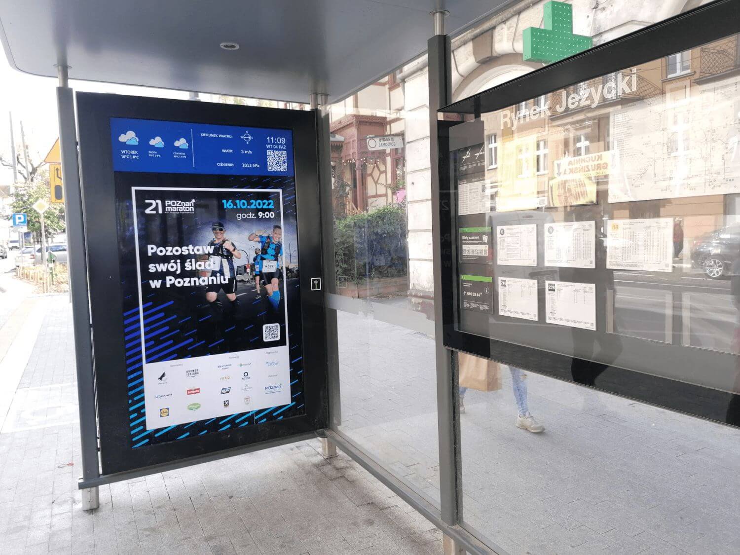 Bus WiFi Media \ Poranek